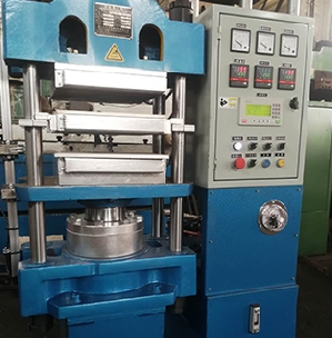 25T兩層電熱平板硫化機(jī)